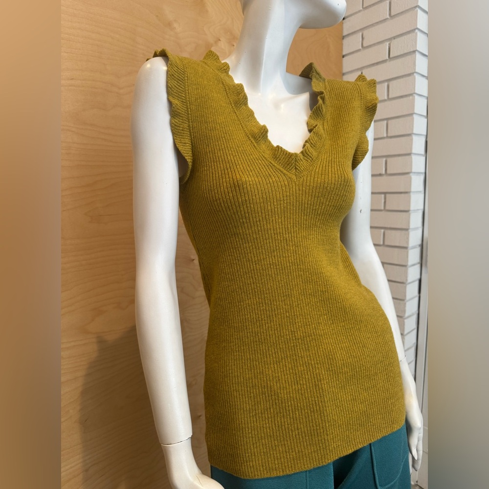 Marni Mustard Knit Top - Picture 1 of 6
